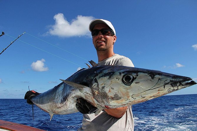 Punta Cana Private Fishing Charter boat Fortuna 42' - What the $799 group price buys you