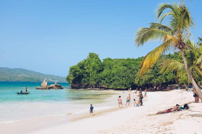 Punta Cana: Samaná, Lemon Falls and Bacardi Island - Physical effort and comfort