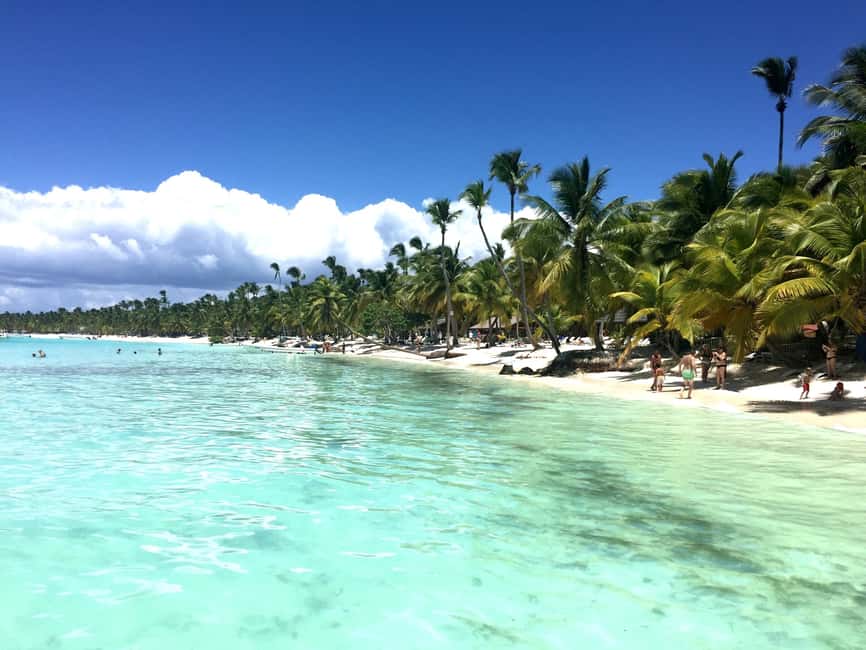 Punta Cana: Saona Island Catamaran Adventure with Lunch - Practical tips for a smoother day