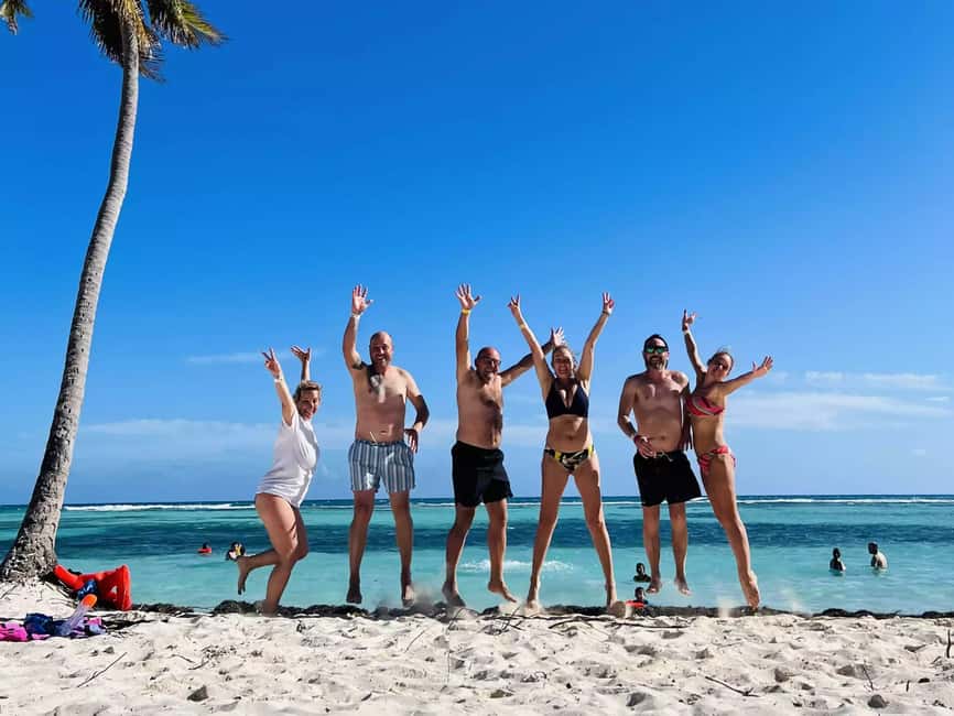 Punta Cana: Saona Island Day Trip with Blue Lagoon & Lunch - Key points to know before booking