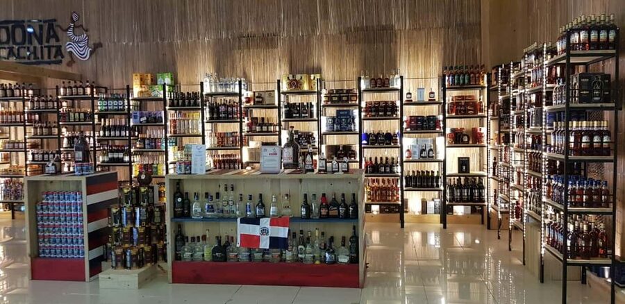 Punta Cana: Shopping Tour with Hotel Pickup and Drop-Off - What the $13 Punta Cana shopping tour really offers