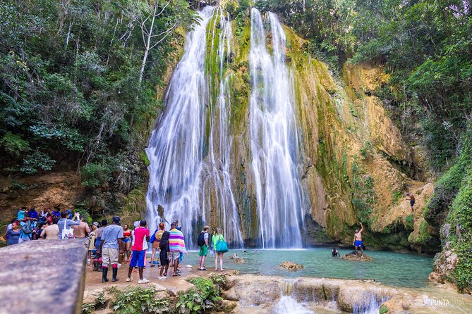Samana: Bacardi Island and El Limon Waterfall - Cayo Levantado, the island known as Bacardi Island