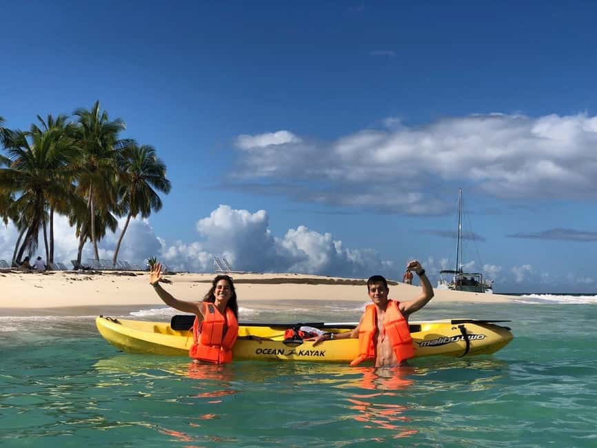 Samaná: Whale, Cayo Levantado, & Kayak in Samaná Bay Tour - The schedule can change, so keep your day flexible