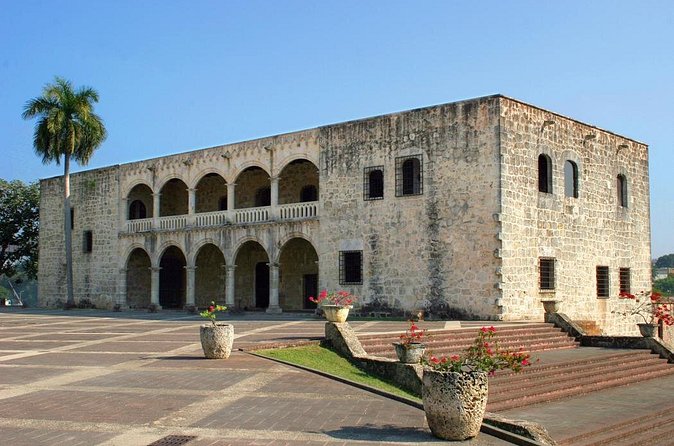 Santo Domingo - Guides, language and group size