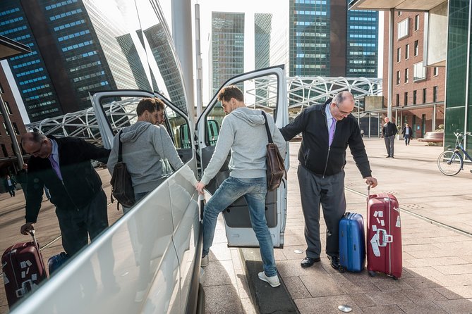 Santo Domingo Airport (SDQ) Round Trip Transfer to/from Santo Domingo Hotels - Vehicles, luggage, and comfort