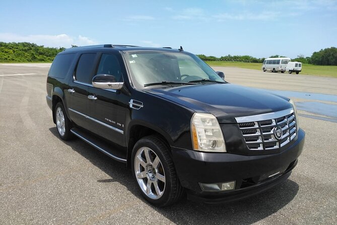 Santo Domingo Airport (SDQ) SUV Transfer Transportation To Punta Cana Hotels - Finding your driver after landing at SDQ