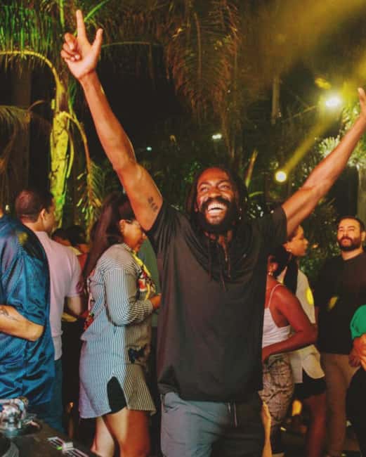 Santo Domingo: Bachata or Salsa Dance Classes - Adding a local dance night after the lesson