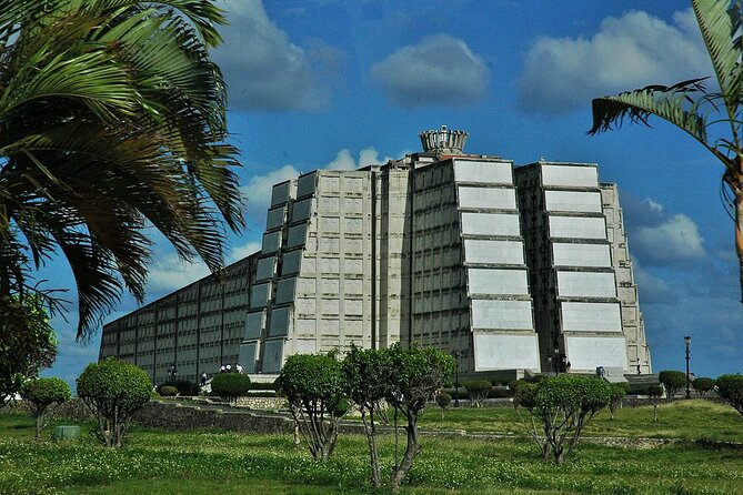 Santo Domingo City Tour from Punta Cana Full-Day - Colonial Zone: walking through Santo Domingo’s beginnings