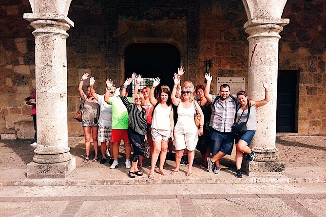 Santo Domingo City Tour: History of the Caribbean - The road from Punta Cana to the capital