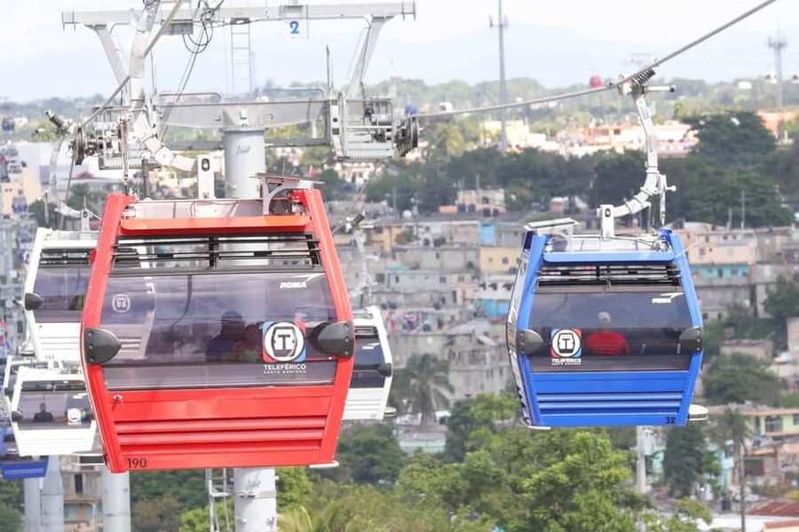 Santo Domingo: Colonial Zone, 3 Eyes, Cave Cable Car Tour - What to bring and what to expect on foot