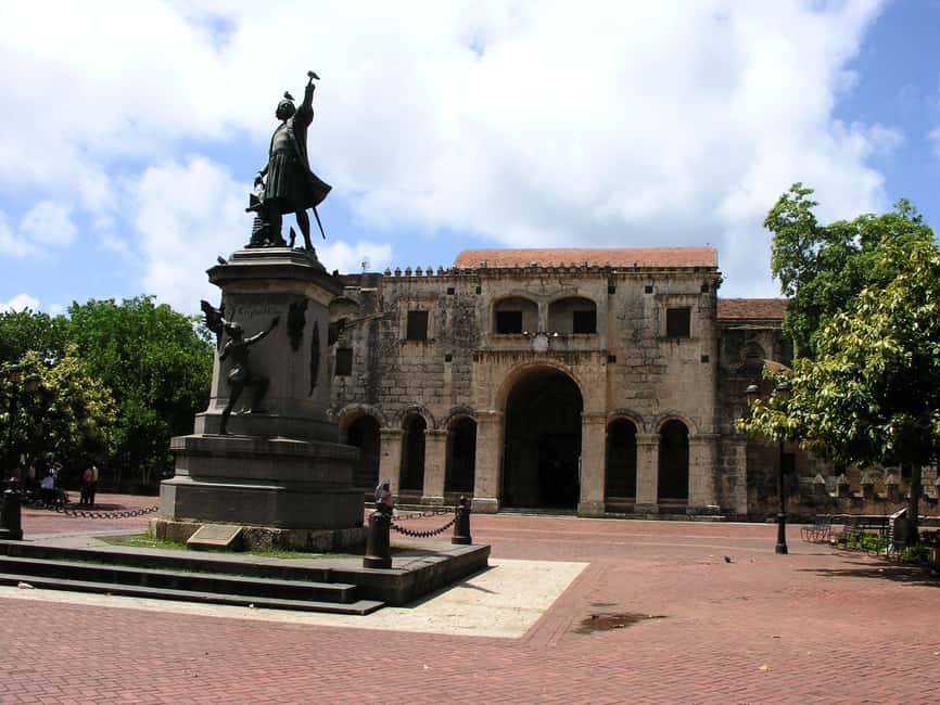Santo Domingo: Historical City Tour - Ozama Fortress and the River Views