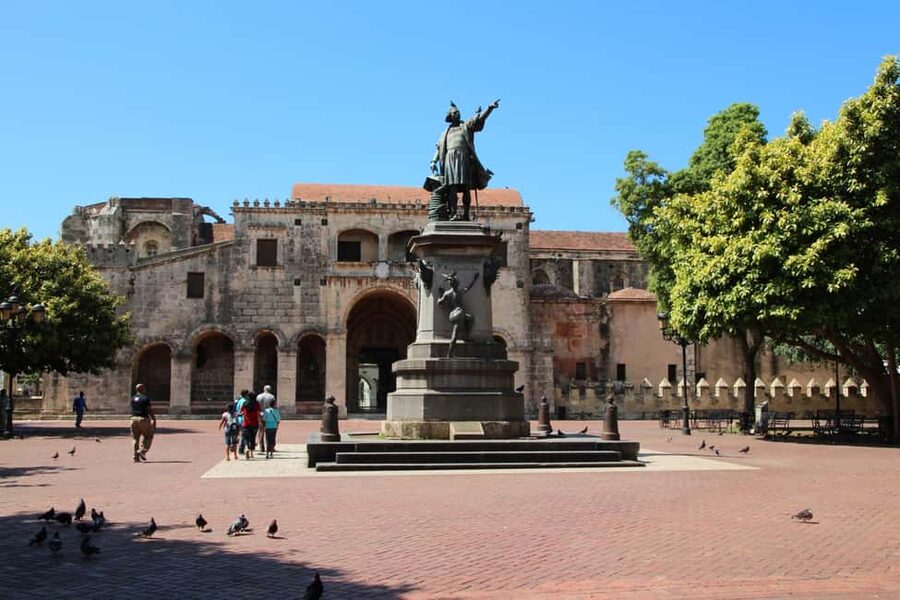 Santo Domingo Historical City Tour: Explore the Heritage - From Three Eyes to the Colonial Zone