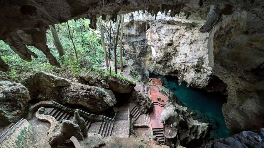 Santo Domingo: Los Tres Ojos, Boca Chica & More - Exploring Los Tres Ojos National Park