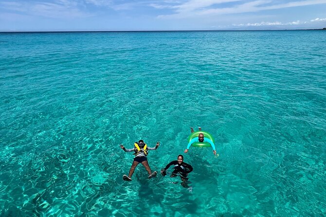 Santo Domingo must do; Los 3 Ojos, Boca Chica beach & more - Faro a Colón: a brief monument stop
