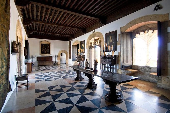 Santo Domingo Sightseeing Tour - Lunch, snacks, and the real value of $75