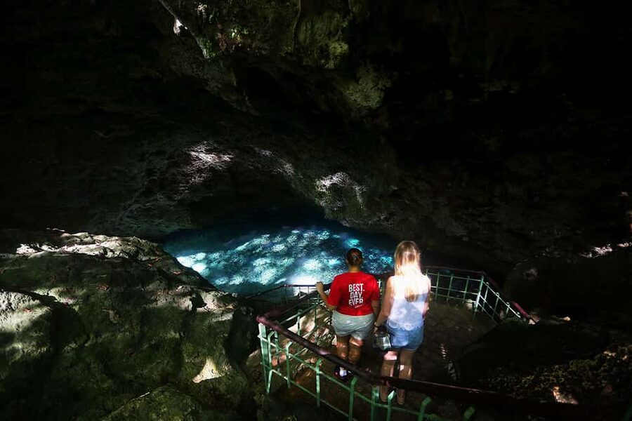 Santo Domingo: Three Eyes National Park Guided Tour - Sulphur Lake and the story beneath the water