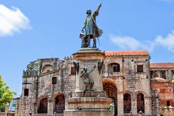 Santo Domingo Tour From Punta Cana - Zona Colonial, Los Tres Ojos - Los Tres Ojos: clear water beneath the city