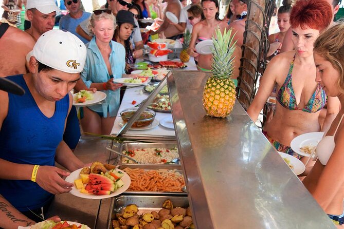 Saona Island Adventure From Punta Cana With Lunch and Transportation - The catamaran ride back to Bayahibe