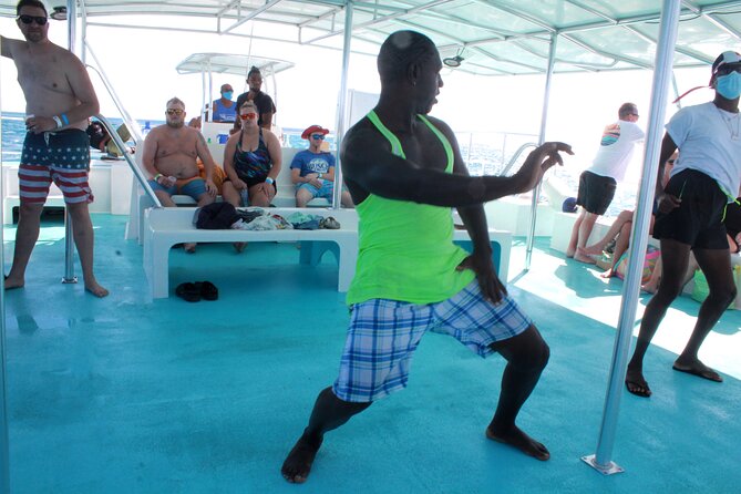 Saona Island by Paradise Travel - A Dominican buffet lunch on the sand