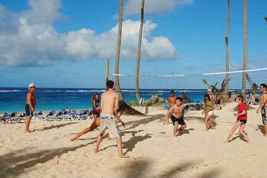 Saona Island: Catamaran/Speedboat Tour to a Dream Beach - Saona Island gives you a real block of beach time