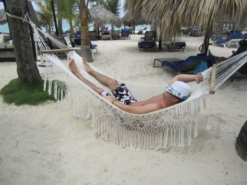 Saona Island: Catamaran/Speedboat Tour to a Dream Beach - The return to Bayahibe and your hotel