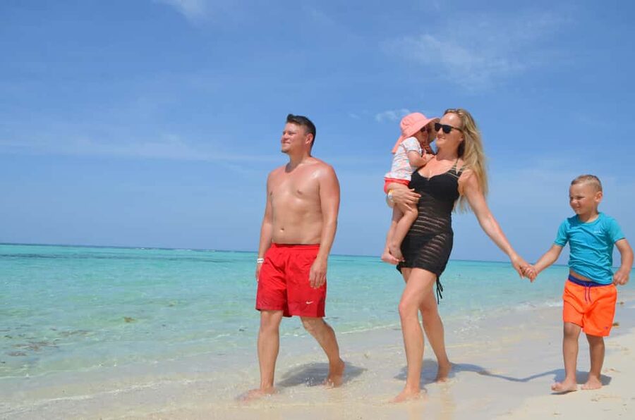 Saona Island Comfort Experience by Catamaran - How crowded is this Saona experience?