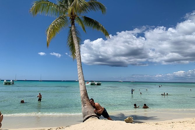 Saona Island Excursion by Catamaran and Speedboat (Full Day) - Free time on Saona Island