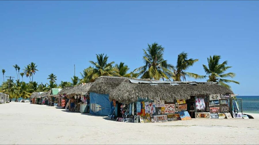 Saona Island Premium- Exclusive Beach And Mano Juan FullDay - Mano Juan and a glimpse of island life