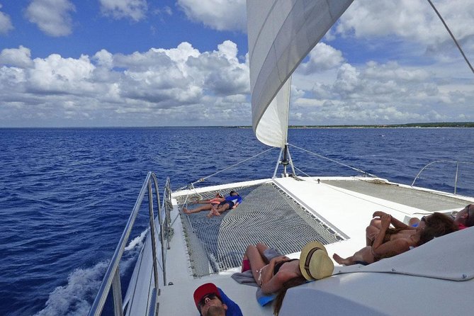 Saona Island small group and relax - luxury catamaran - Palmilla natural pool and the starfish stop