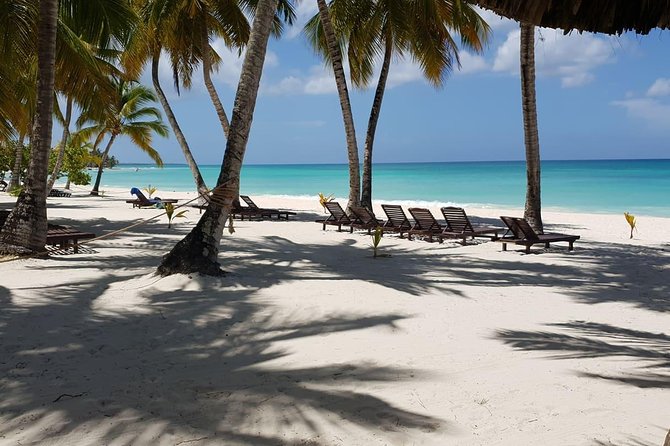 Saona Island small group and relax - luxury catamaran - Sailing time is part of the experience