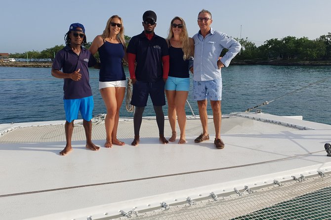 Saona Island small group and relax - luxury catamaran - The atmosphere: relaxed, not a party cruise
