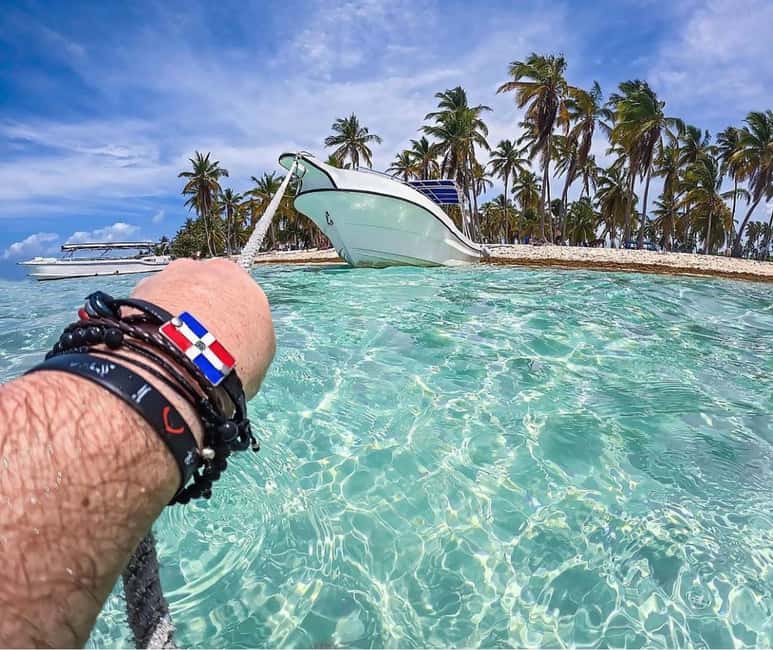 Saona Island Tour All Inclusive Speedboat and Catamaran - Saona Island is the star of the day