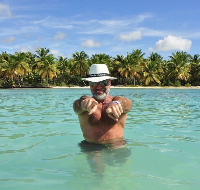 Saona Island Tour All Inclusive Speedboat and Catamaran - Speedboat from Bayahibe to the natural pool