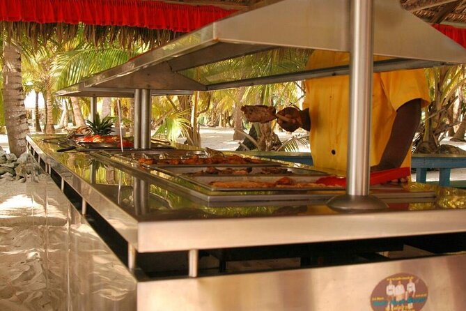 Saona Island VIP Experience – Private Boat for Up to 20 People - Who will enjoy this private Saona day
