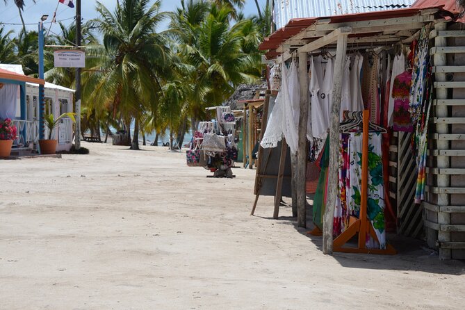 Saona, Mano Juan, Canto de la playa away from the tourist crowds - What the boat day is really like