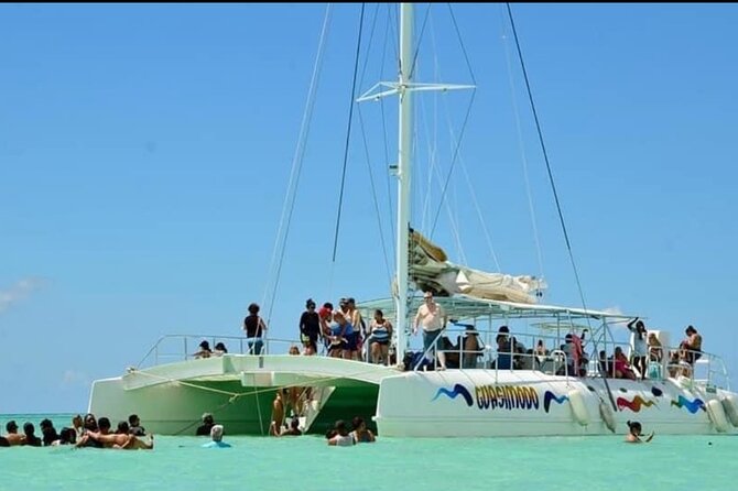 Saône Island from Punta Cana Catamaran, Natural Pool and Lunch - Saona Island: beach time, lunch, and free drinks