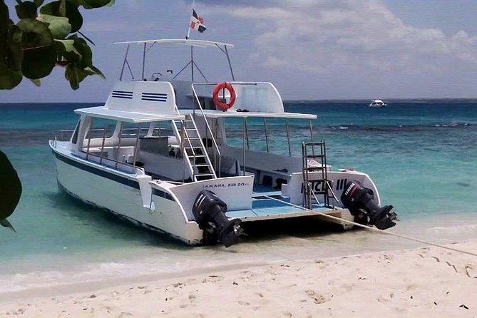 Scuba Diving at Catalina Island - 2 tank | 2 spots - A Dominican BBQ and beach break