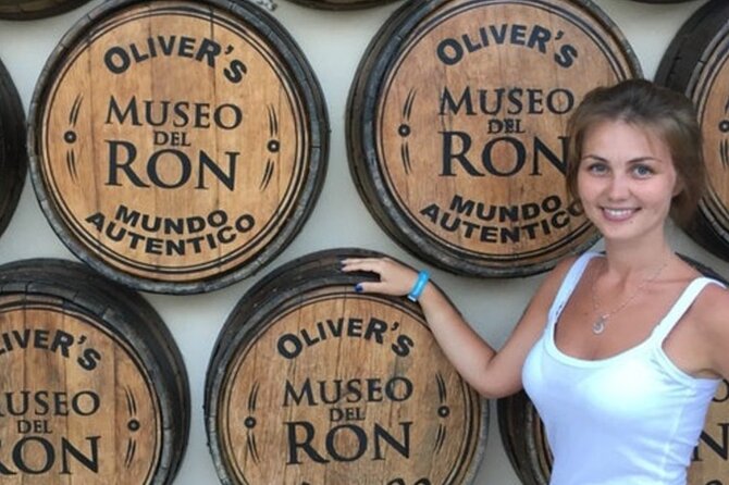 Shopping Tour In Don Lucas Cigar Factory, Rum tasting, Cocoa factory, Souvenirs - Key points at a glance