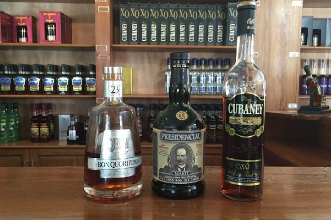 Shopping Tour In Don Lucas Cigar Factory, Rum tasting, Cocoa factory, Souvenirs - Dominican coffee, from quick sample to take-home bag