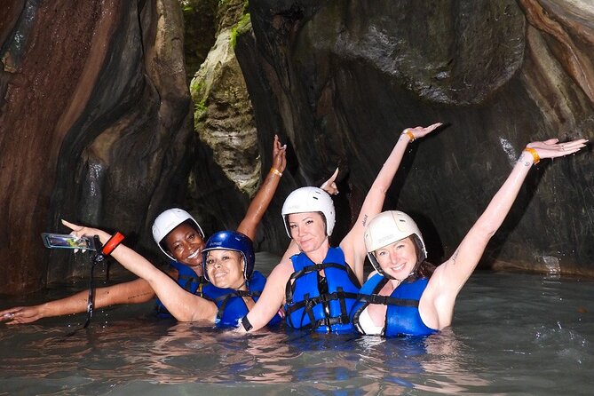 Short Excursion Ziplining & Waterfall, Taino Bay and Ambar cove. - The guides make the day easier
