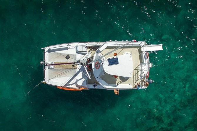 Small Group Snorkeling Cruise with Open Bar and Light Snacks - The sandbar stop and floating bar