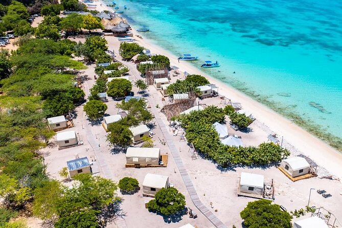 Southern VIP Route + Aguilas Bay: All Inclusive 2-Day Tour - Arroyo Salado returns you to clear water