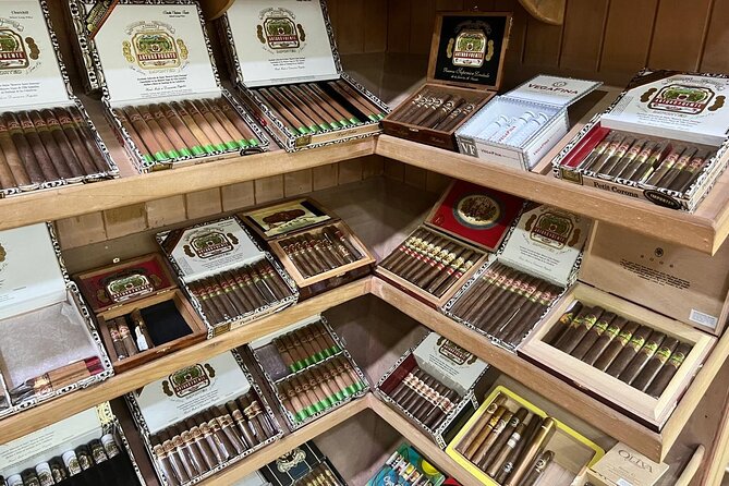 Souvenirs of Rancho Real cigars - A Two-Hour Stop That Leaves Room for the Beach