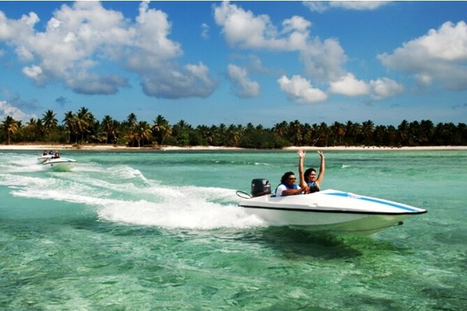 Speedboats and Parasailing Combo - Who will enjoy this Punta Cana outing