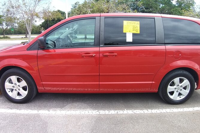 Standard and premium private transfer from punta cana airport to uvero alto - The price is good, but only when the service arrives