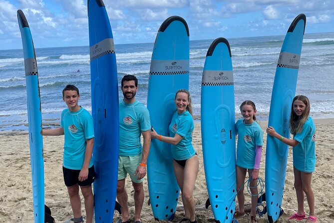 Surfing lesson at beautiful beach Playa Encuentro - What happens during the 90-minute lesson