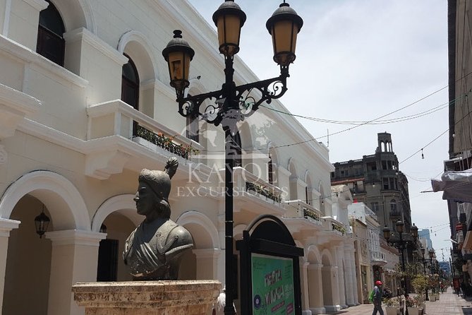 Tour Colonial Experience - Museum of the Royal Houses