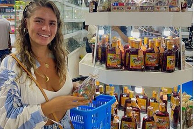 Tour of Souvenirs, Shopping in Punta Cana with Transportation Included - Key points to know before you book