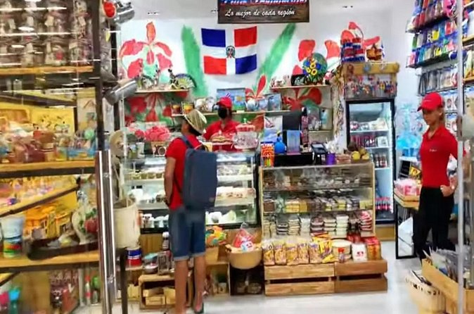 Tour of Souvenirs, Shopping in Punta Cana with Transportation Included - How to make the visit work better