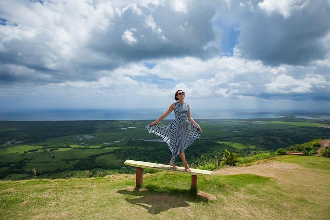 Tour to Montana Redonda (Round Montain) & Costa Esmeralda Beach - Food with a view at the summit